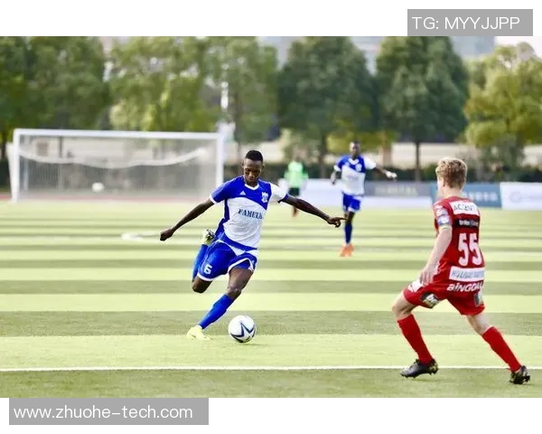 喀麦隆足球队与澳大利亚队的激烈对决展现足球魅力与团队精神