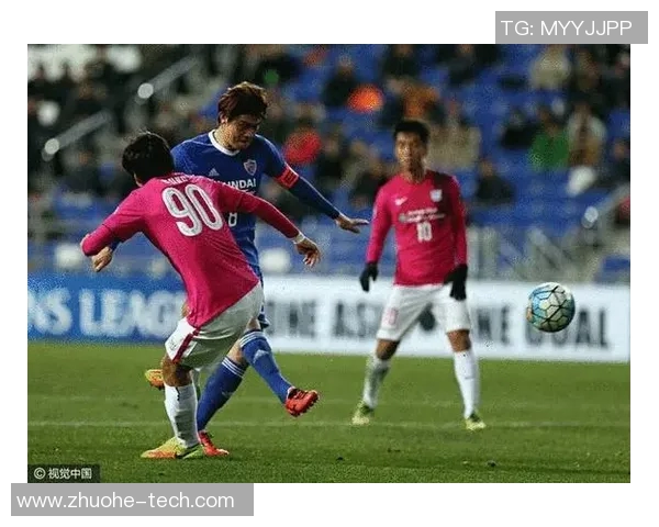 蔚山现代与布里狮吼的激烈对决揭示亚洲足球的魅力与竞争力 蔚山现代与布里狮吼的激烈对决揭示亚洲足球的魅力与竞争力