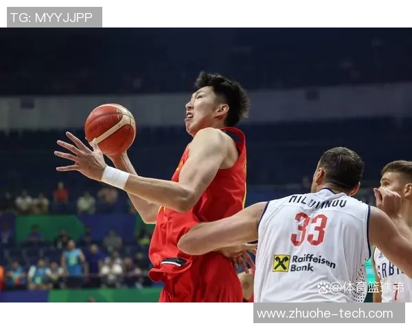 周琦在国际赛场的表现引发热议,未来篮球生涯将如何发展引人关注 周琦在国际赛场的表现引发热议,未来篮球生涯将如何发展引人关注