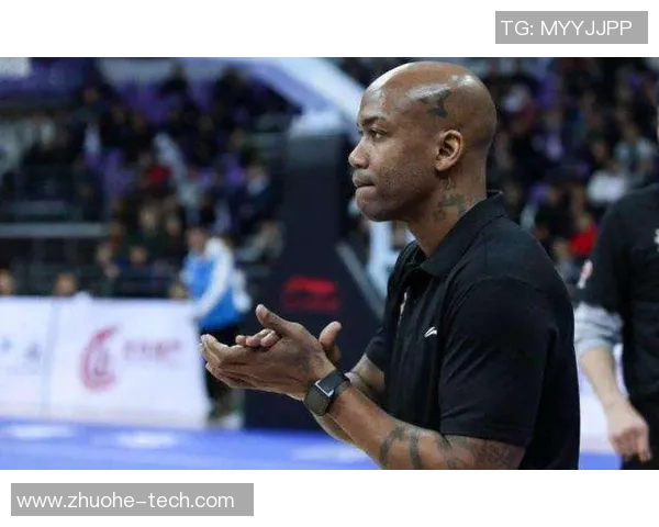 新秀与年轻球员崛起之路：探索他们在职业篮球中的成长与挑战