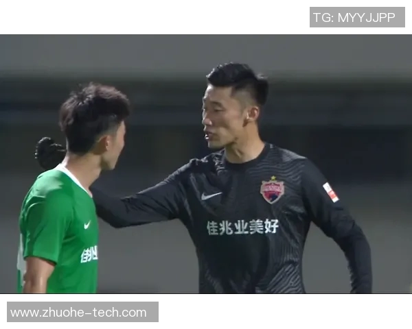 深圳飞盘队边路渗透战术解析与实战应用探讨 深圳飞盘队边路渗透战术解析与实战应用探讨