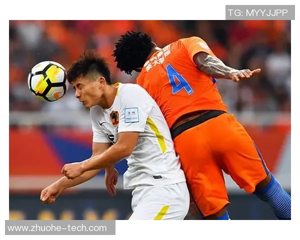 贵州恒丰迎战山东鲁能全力争胜展现球队实力与韧性