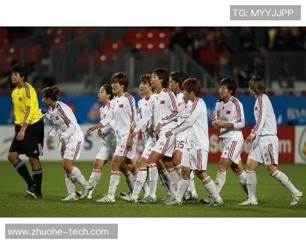 张娜专访：探讨足球成功背后的秘密与智慧